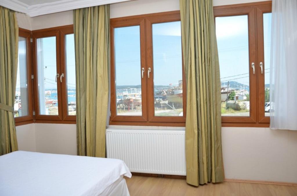 Ebruli Hotel Cunda Ayvalı Kültér fotó